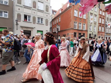 opening ceremony parade st dominic's fair gdansk