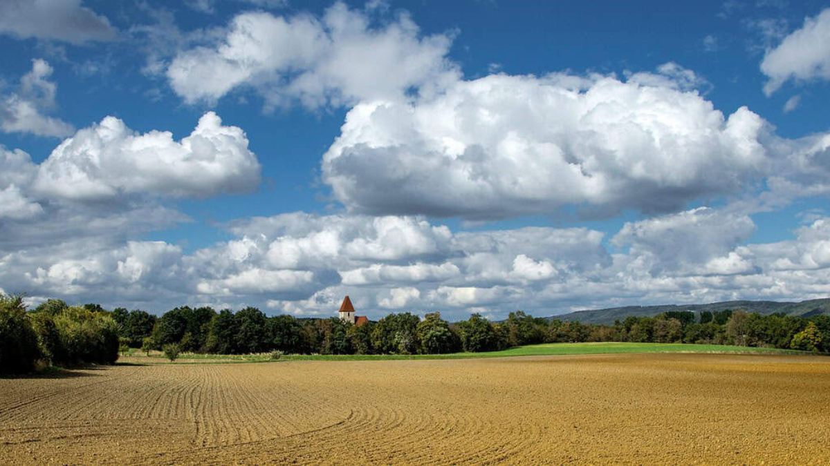 buying land in Poland