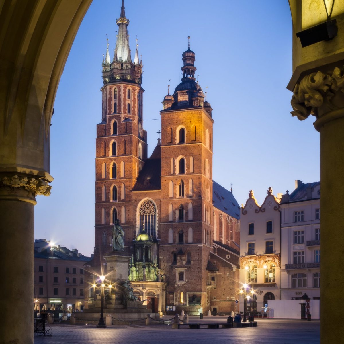 Krakow-_Kosciol_Mariacki St Mary's Church, Krakow