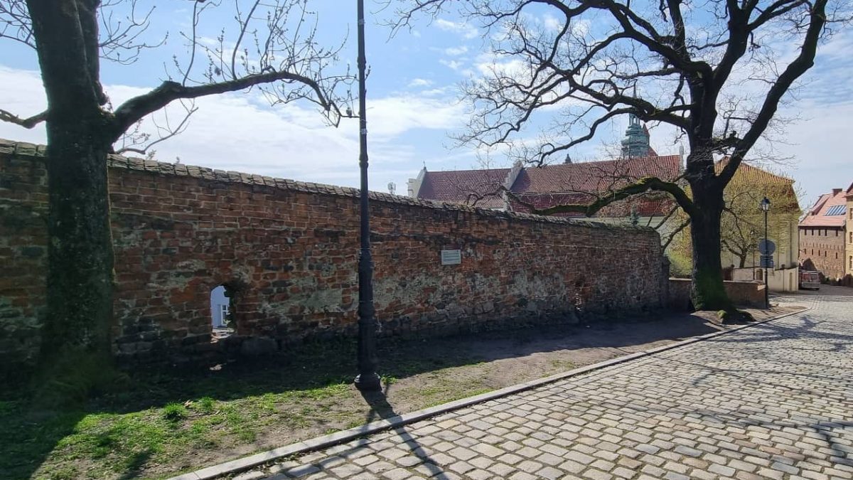 Defensive wall on Zamkowa Street in Grudziadz