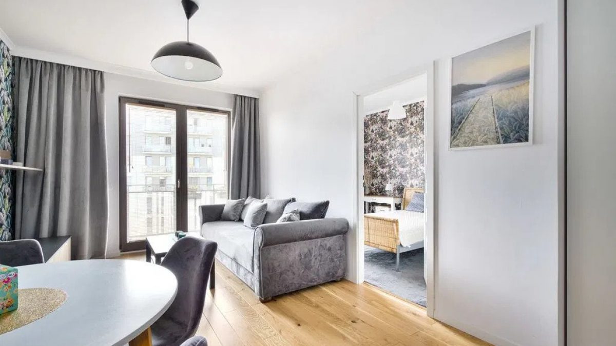 pro2 buy to let in Poland